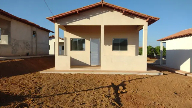 Rua do conjunto habitacional