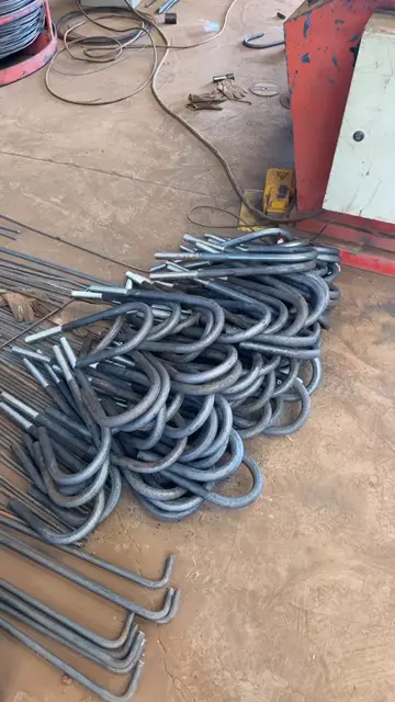 Chumbadores fabricados para as bases